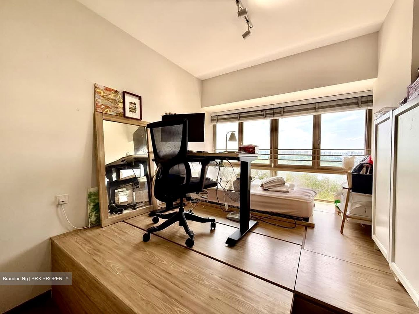 Waterfront Gold (D16), Condominium #579738491
